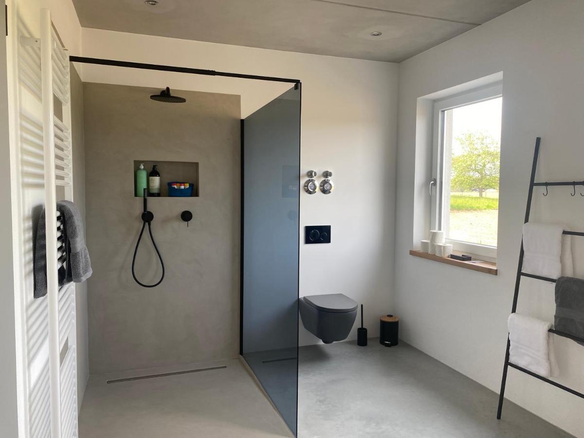 Appartamento Neubau Gruener Wolpertinger Designwhg 106Qm Barrierefrei Breitbrunn am Chiemsee Esterno foto