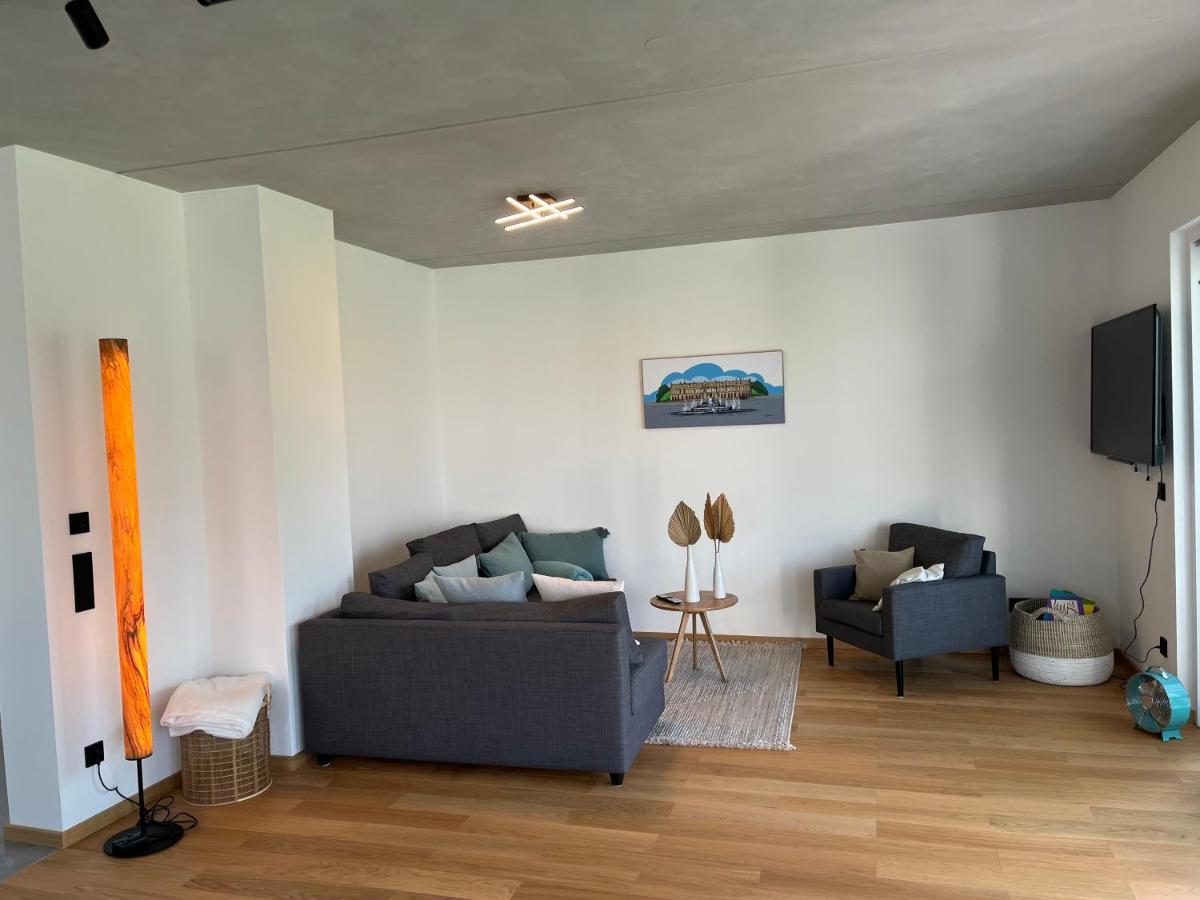 Appartamento Neubau Gruener Wolpertinger Designwhg 106Qm Barrierefrei Breitbrunn am Chiemsee Esterno foto